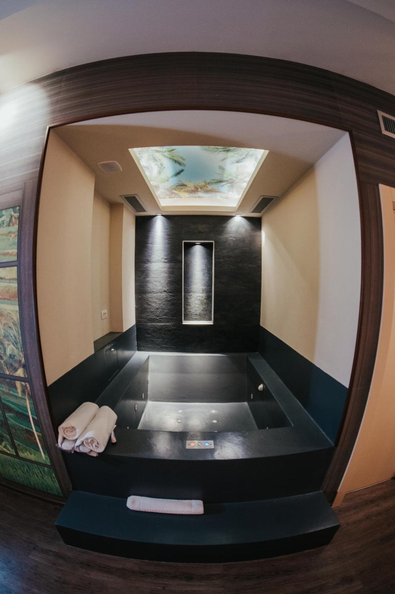 Emotional Grand Motel Fontaneto d'Agogna Exterior foto